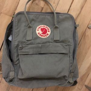 Fjallraven Kanken light grey backpack
